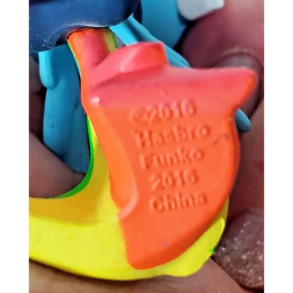 Hasbro Funko Mystery Mini My Little Pony Rearing Rainbow Dash NV208 Figure 2016 - Picture 4 of 5